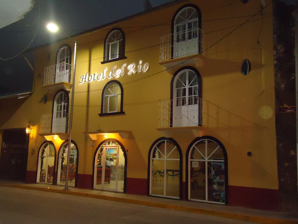 Hotel Del Rio 오리사바 외부 사진
